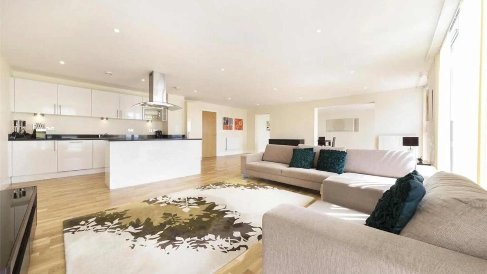 Mdx Apartments - Canary Wharf location