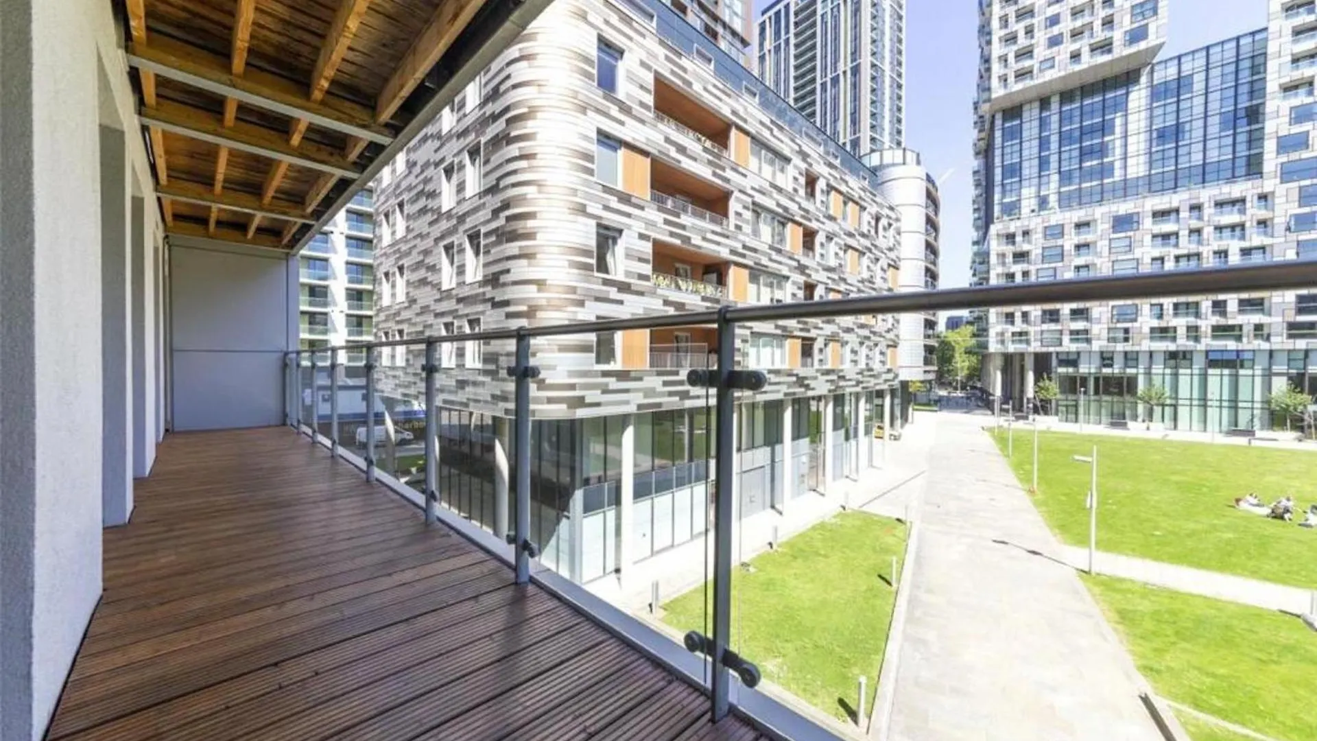 Mdx Apartments - Canary Wharf London United Kingdom